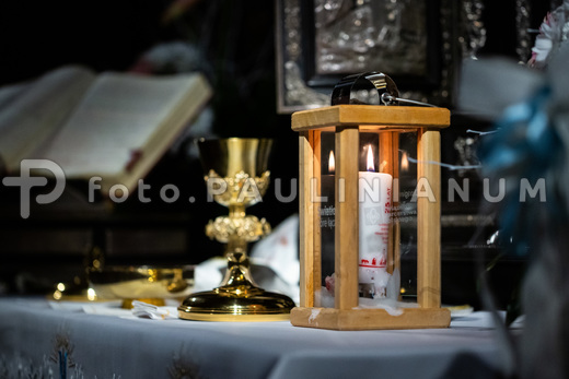 Betlejemskie Światło Pokoju dotarło na Jasną Górę Karol Porwich Karol Porwich/ foto.Paulinianum